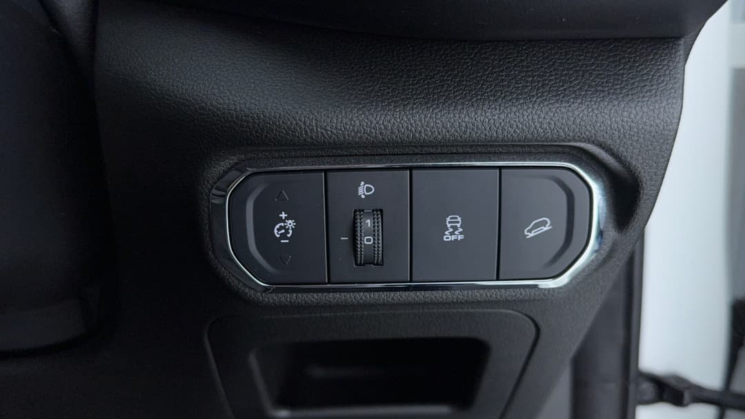 2022 GWM Haval Jolion Lux, Automatic, 48069 km, Utility Switches/Buttons