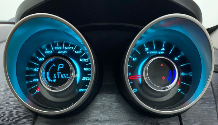 2019 Mahindra XUV500 W7 AT, Diesel, Automatic, 67,102 km, Odometer Image