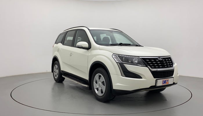 2019 Mahindra XUV500 W7 AT, Diesel, Automatic, 67,102 km, Right Front Diagonal