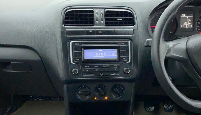 2014 Volkswagen Polo COMFORTLINE 1.2L, Petrol, Manual, 42,912 km, Air Conditioner