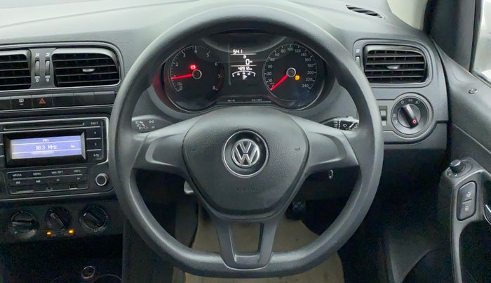 2014 Volkswagen Polo COMFORTLINE 1.2L, Petrol, Manual, 42,912 km, Steering Wheel Close Up