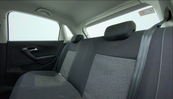 2014 Volkswagen Polo COMFORTLINE 1.2L, Petrol, Manual, 42,912 km, Right Side Rear Door Cabin