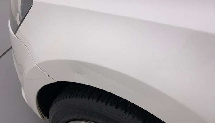 2014 Volkswagen Polo COMFORTLINE 1.2L, Petrol, Manual, 42,912 km, Left fender - Slightly dented