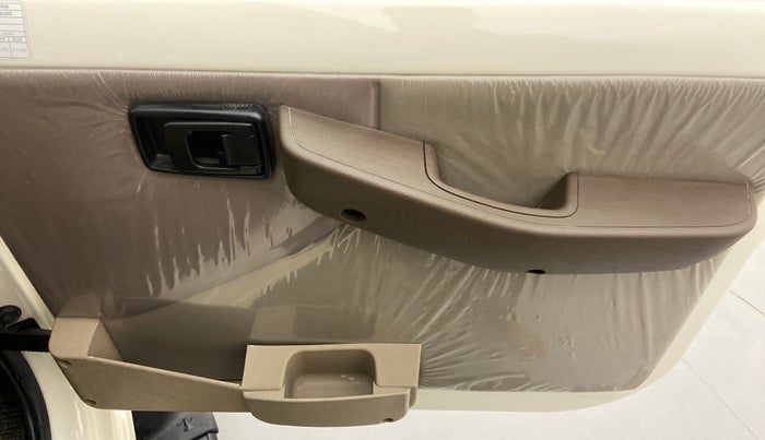 2022 Mahindra Bolero B6, Diesel, Manual, 12,418 km, Driver Side Door Panels Control