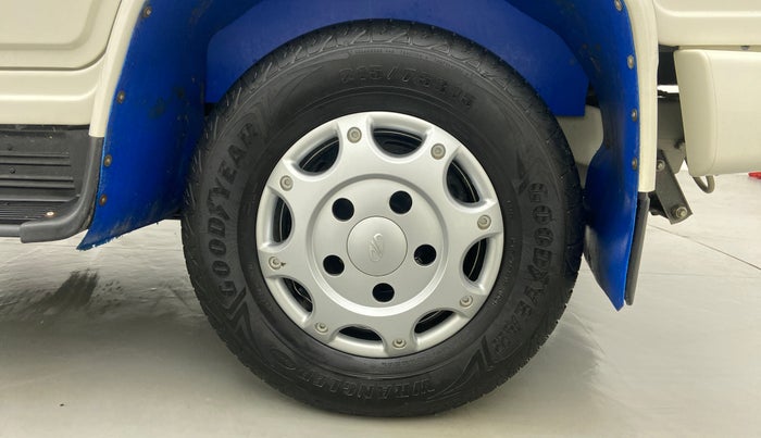 2022 Mahindra Bolero B6, Diesel, Manual, 12,418 km, Left Rear Wheel