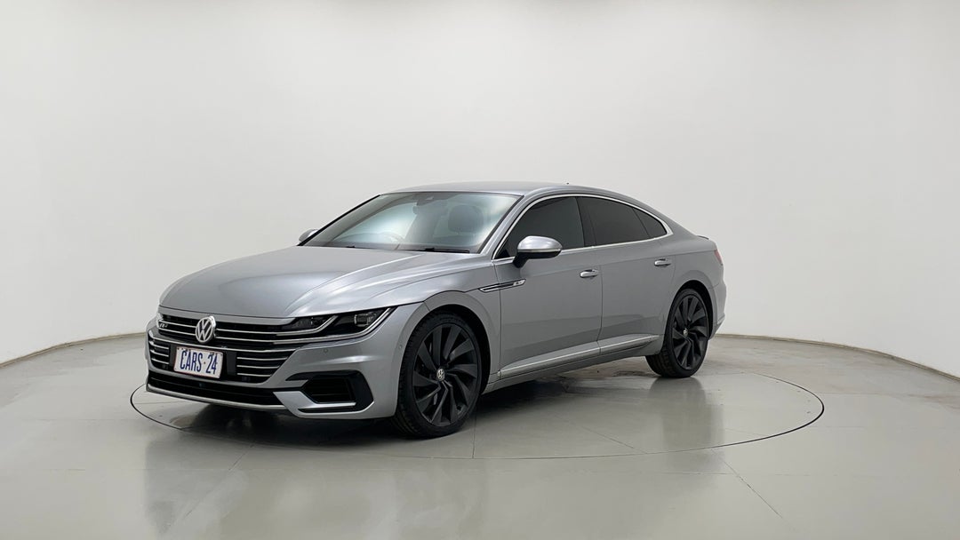 Left Front Diagonal (45- Degree) View