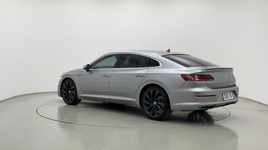 Left Back Diagonal (45- Degree) View