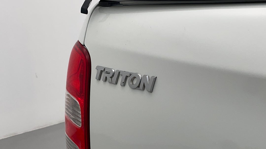 Badge (Boot Left Side)