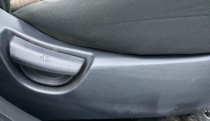 2015 Hyundai Grand i10 SPORTZ 1.2 KAPPA VTVT, Petrol, Manual, 34,679 km, Driver Side Adjustment Panel