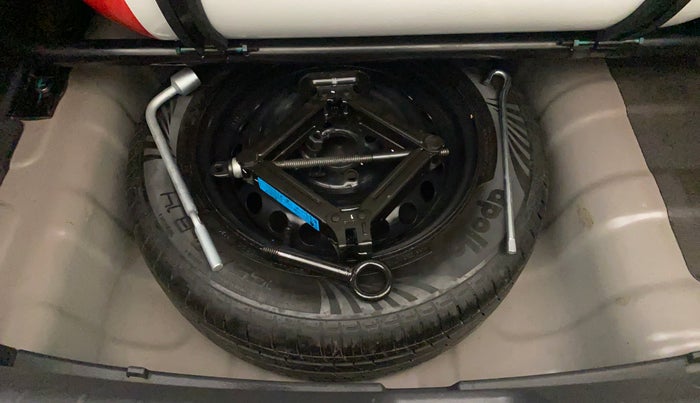 2021 Hyundai AURA S 1.2 CNG, CNG, Manual, 25,396 km, Spare Tyre