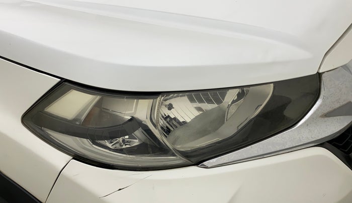 2017 Honda WR-V 1.2L I-VTEC VX MT, Petrol, Manual, 77,139 km, Right headlight - Faded