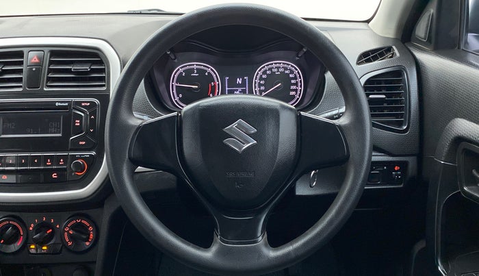 2018 Maruti Vitara Brezza VDI AMT, Diesel, Automatic, 81,534 km, Steering Wheel Close Up