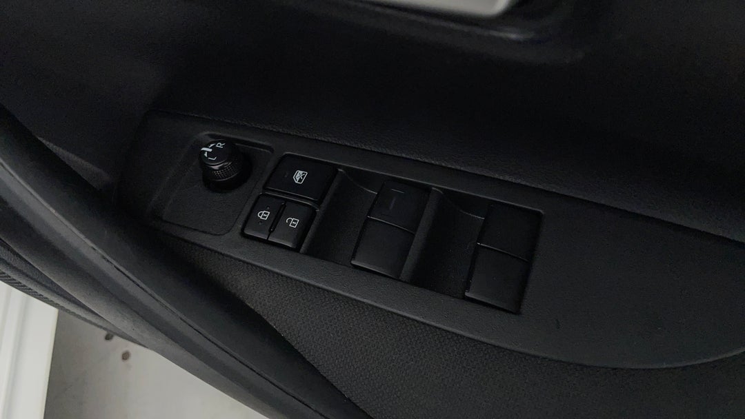 2022 Toyota Corolla Ascent Sport, Automatic, 60098 km, Drivers Side Door Panel Controls