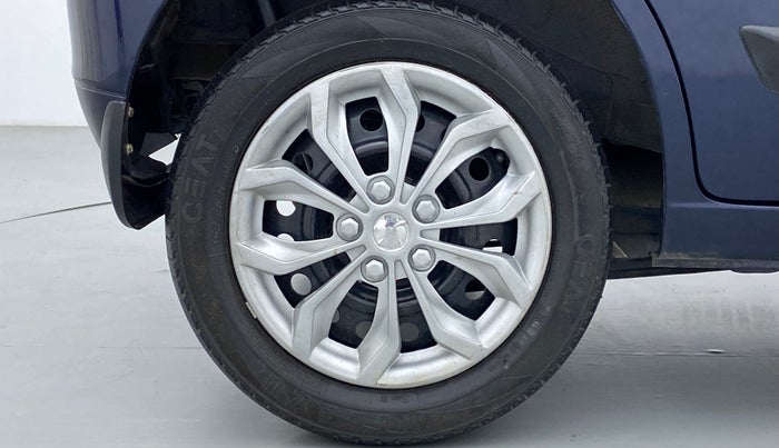 2018 Maruti Wagon R 1.0 VXI, Petrol, Manual, 26,603 km, Right Rear Wheel