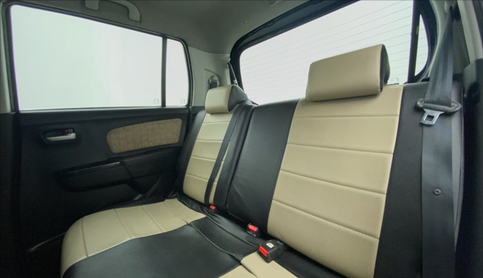 2018 Maruti Wagon R 1.0 VXI, Petrol, Manual, 26,603 km, Right Side Rear Door Cabin