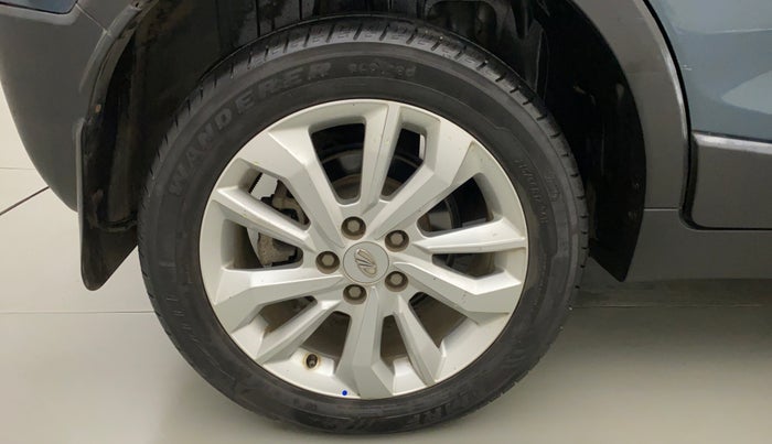 2019 Mahindra XUV300 W8 1.5 DIESEL, Diesel, Manual, 51,525 km, Right Rear Wheel