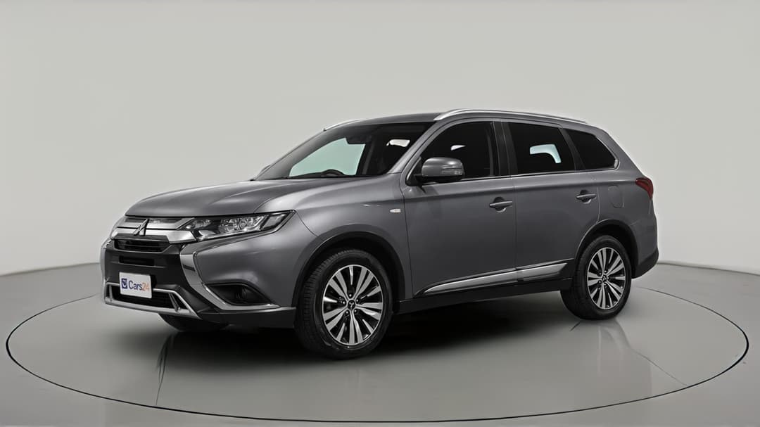2018 Mitsubishi Outlander Es 7 Seat (2WD), Automatic, 117947 km, Left Front Diagonal (45- Degree) View