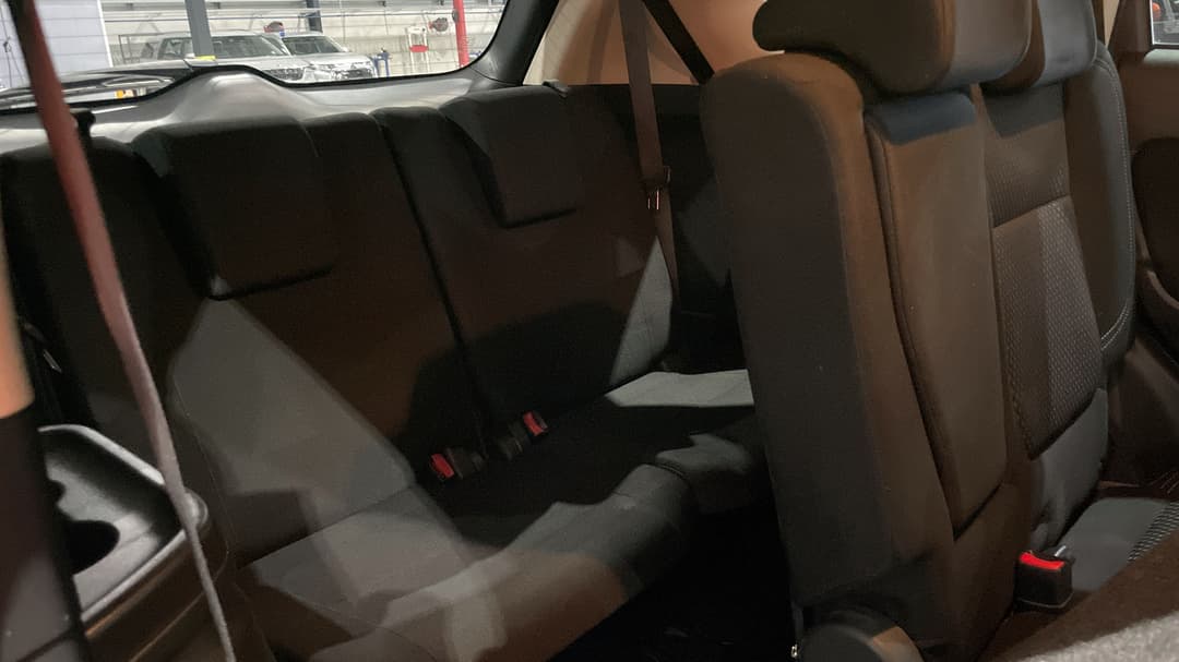 2018 Mitsubishi Outlander Es 7 Seat (2WD), Automatic, 117947 km, Third Row Seats