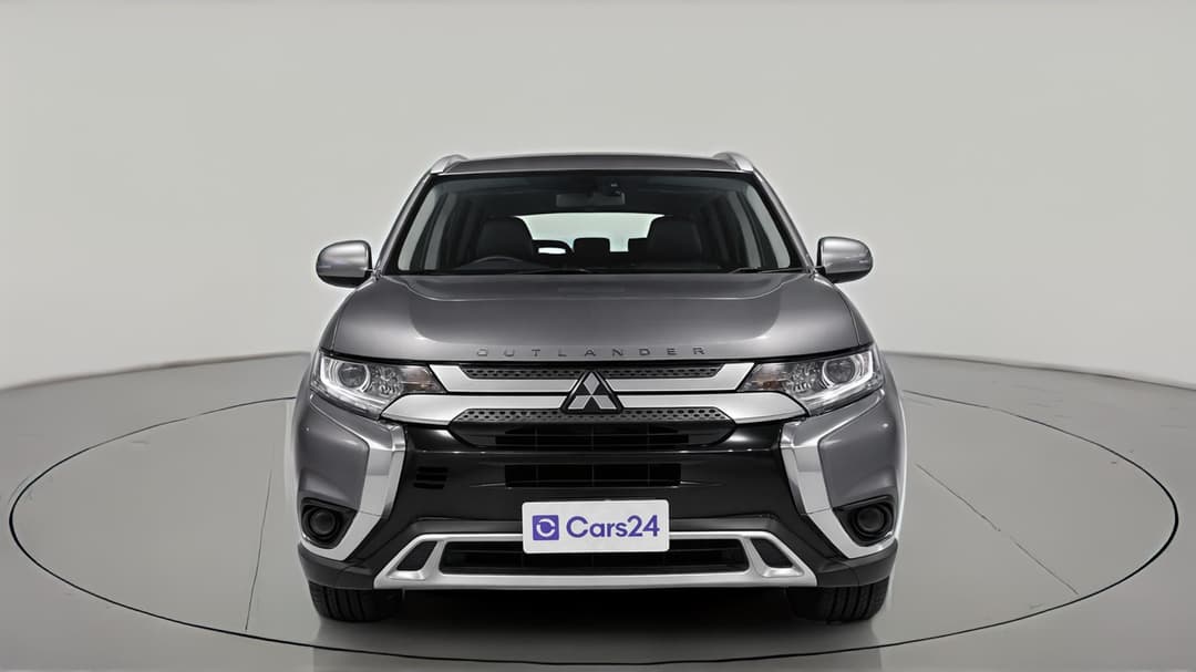 2018 Mitsubishi Outlander Es 7 Seat (2WD), Automatic, 117947 km, Front View