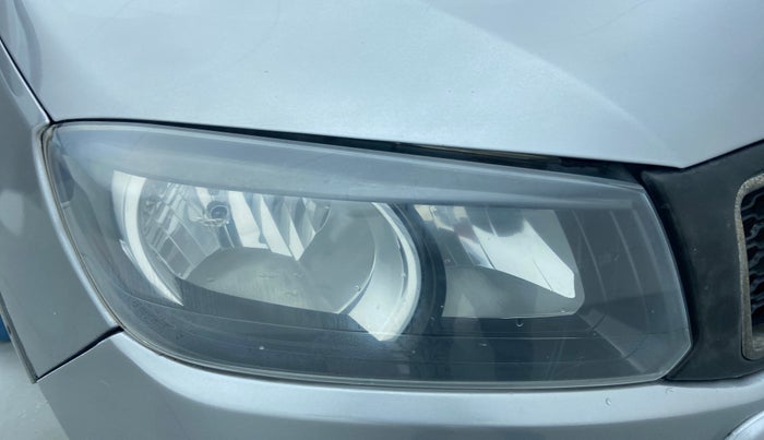 2017 Maruti Vitara Brezza VDI (O), Diesel, Manual, 89,681 km, Right headlight - Faded