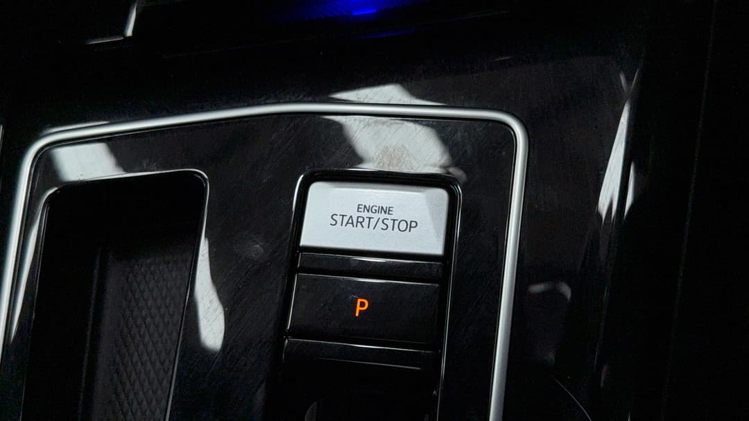 2024 Volkswagen Golf R 4motion, Automatic, 20389 km, Keyless / Button Start