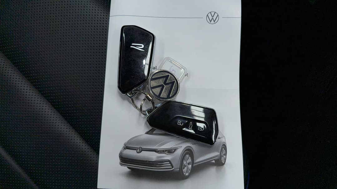 2024 Volkswagen Golf R 4motion, Automatic, 20389 km, Key Close-up
