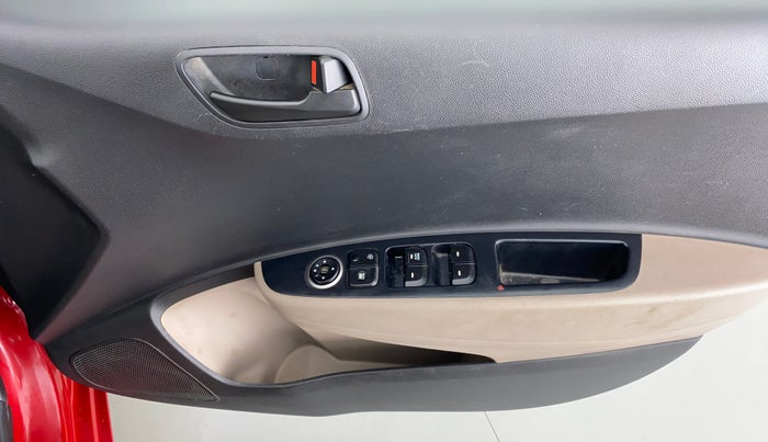 2017 Hyundai Grand i10 MAGNA 1.2 VTVT, Petrol, Manual, 32,318 km, Driver Side Door Panels Control