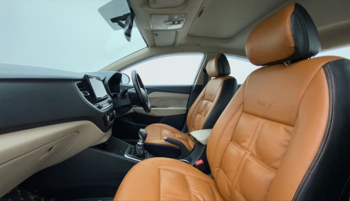 2021 Hyundai Verna SX PETROL MT, Petrol, Manual, 42,881 km, Right Side Front Door Cabin