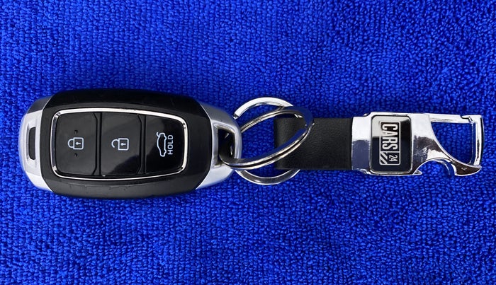 2021 Hyundai Verna SX PETROL MT, Petrol, Manual, 42,881 km, Key Close Up