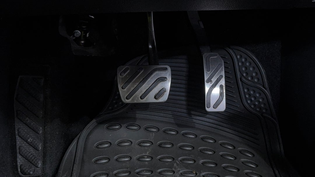 2023 MG HS Excite, Automatic, 51929 km, Pedals and Footmat