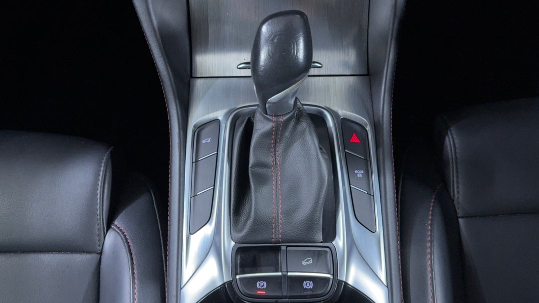 2023 MG HS Excite, Automatic, 51929 km, Gear Lever 