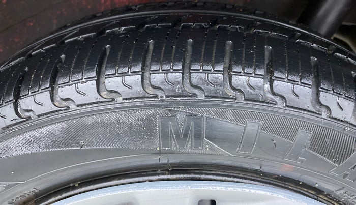 2015 Maruti Wagon R 1.0 VXI, Petrol, Manual, 53,252 km, Left Rear Tyre Tread
