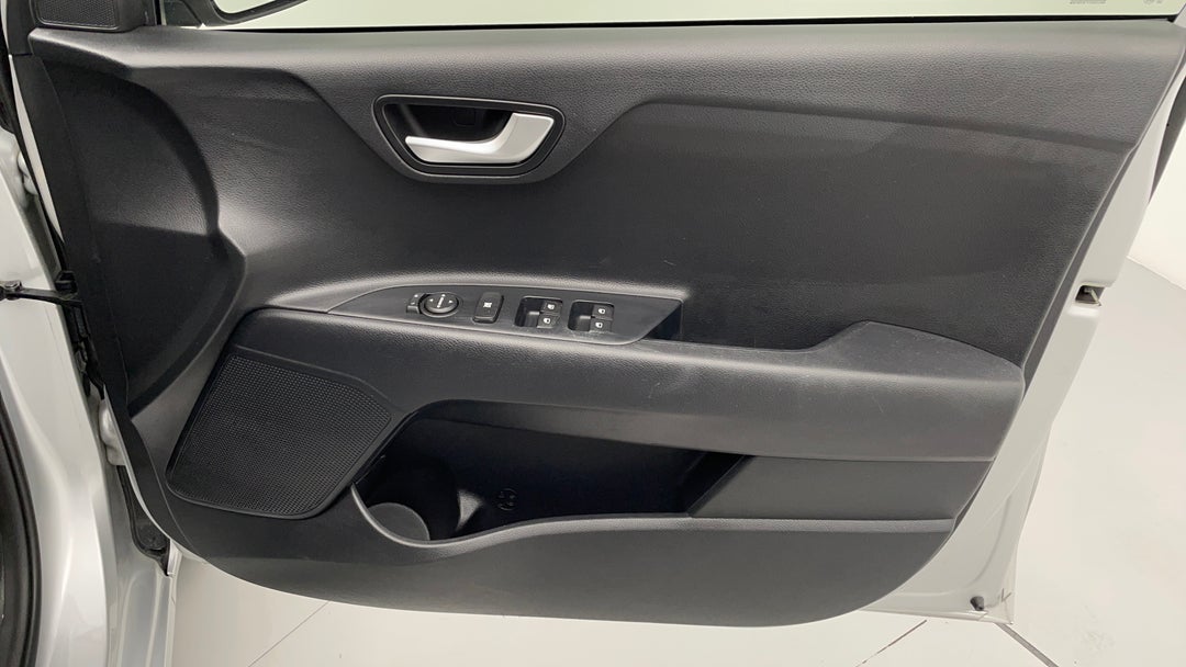 2020 Kia Rio S, Manual, 47341 km, Speaker View