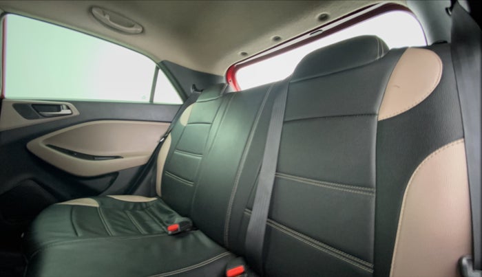 2014 Hyundai Elite i20 MAGNA 1.4 CRDI, Diesel, Manual, 84,824 km, Right Side Rear Door Cabin