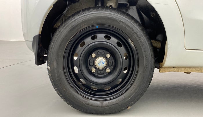 2015 Tata Bolt XM REVOTRON, Petrol, Manual, 28,477 km, Right Rear Wheel