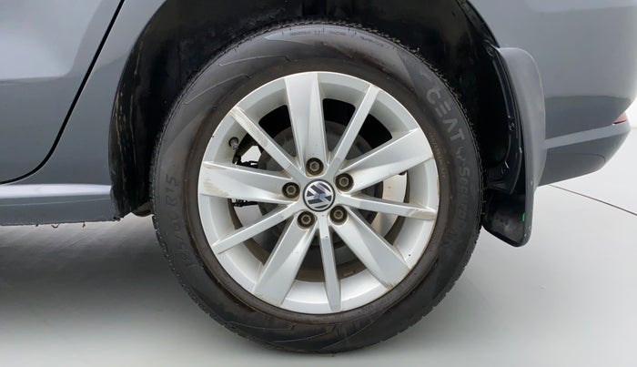 2016 Volkswagen Ameo HIGHLINE 1.2, Petrol, Manual, 30,715 km, Left Rear Wheel