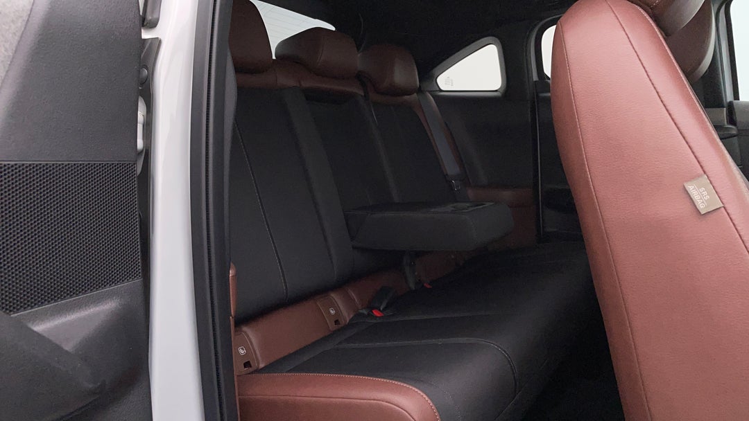 2022 Mazda Mx-30 G20e Astina Mhev, Automatic, 18639 km, Right Side Rear Door Cabin View