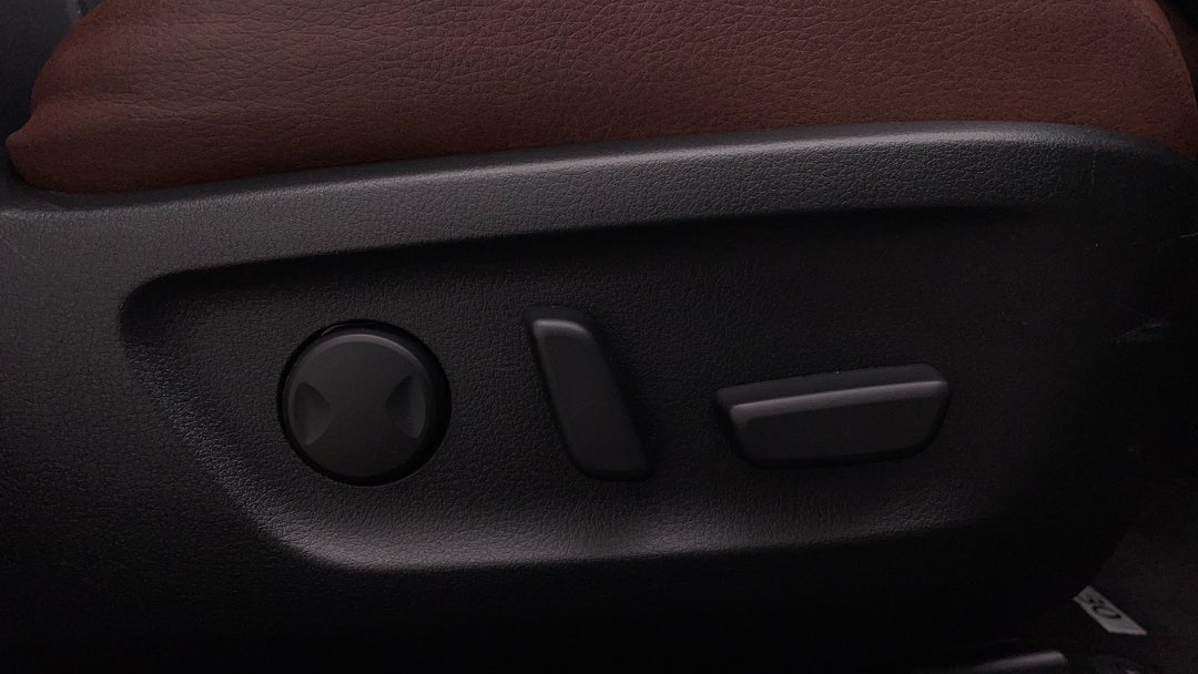 2022 Mazda Mx-30 G20e Astina Mhev, Automatic, 18639 km, Drivers Side Adjustment Panel