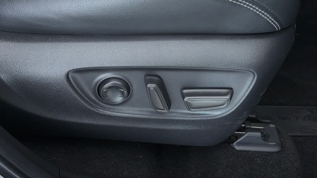 2023 Toyota RAV4 Cruiser (2WD) Hybrid, Automatic, 52071 km, Drivers Side Adjustment Panel
