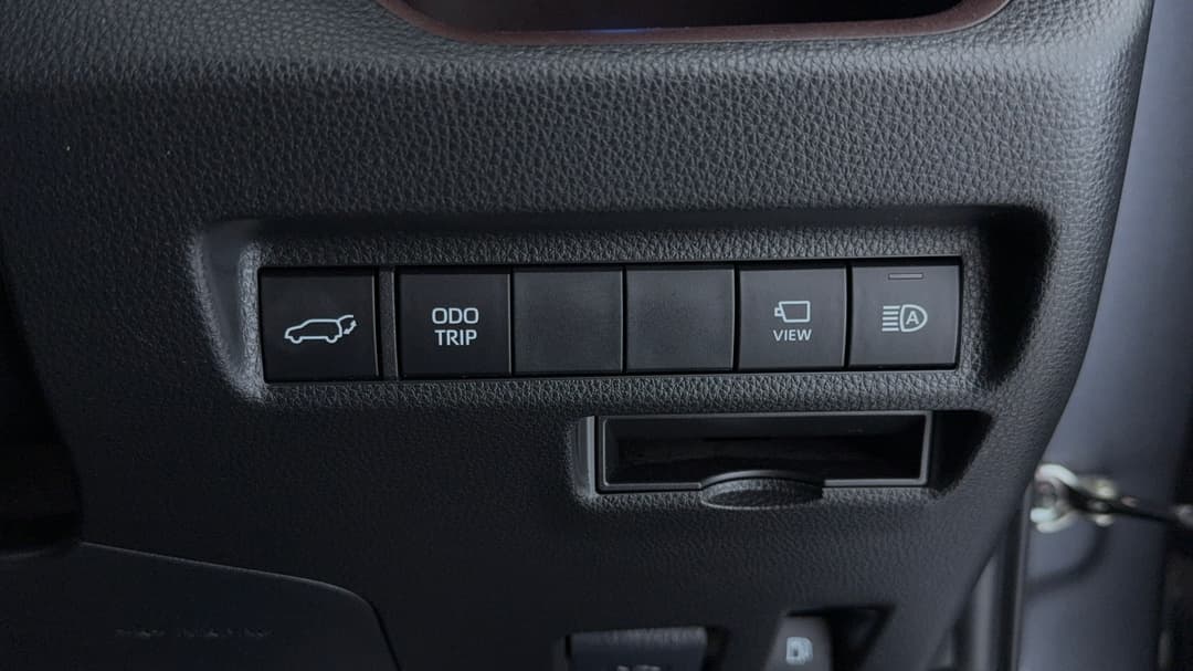 2023 Toyota RAV4 Cruiser (2WD) Hybrid, Automatic, 52071 km, Utility Switches/Buttons