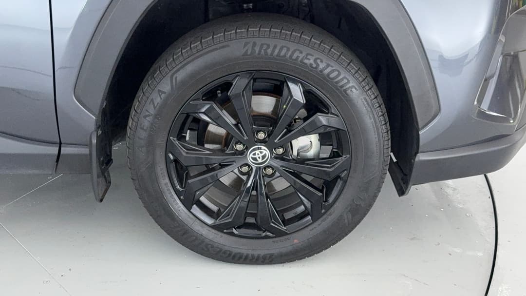 2023 Toyota RAV4 Cruiser (2WD) Hybrid, Automatic, 52071 km, Right Front Wheel