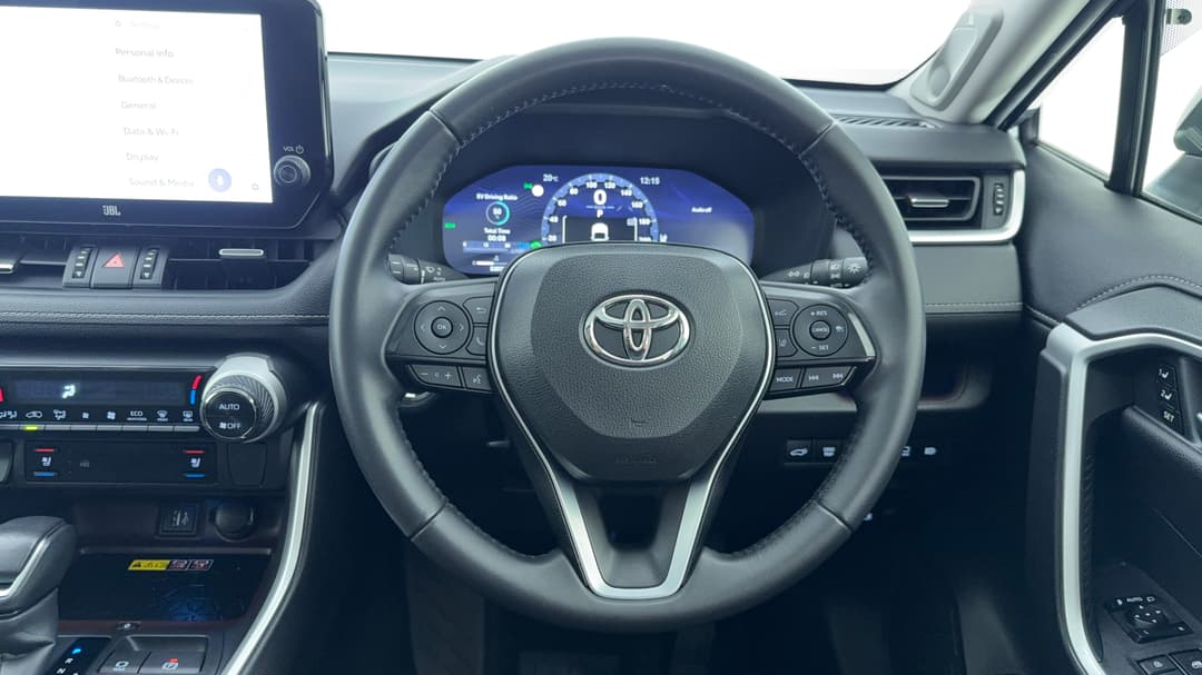 2023 Toyota RAV4 Cruiser (2WD) Hybrid, Automatic, 52071 km, Steering Wheel Close-up
