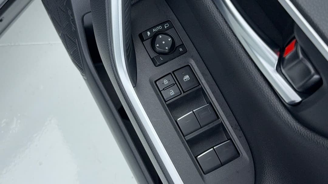 2023 Toyota RAV4 Cruiser (2WD) Hybrid, Automatic, 52071 km, Drivers Side Door Panel Controls