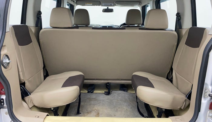 2017 Mahindra TUV300 T4 PLUS, Diesel, Manual, 45,350 km, Third Seat Row ( optional )