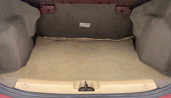 2015 Ford Figo Aspire 1.5 TREND DIESEL, Diesel, Manual, 56,539 km, Boot Inside View