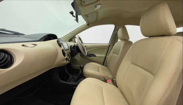 2018 Toyota Etios GX PLATINUM, Petrol, Manual, 71,373 km, Right Side Front Door Cabin