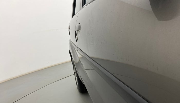 2018 Datsun Redi Go T (O), Petrol, Manual, 90,823 km, Driver-side door - Slightly dented