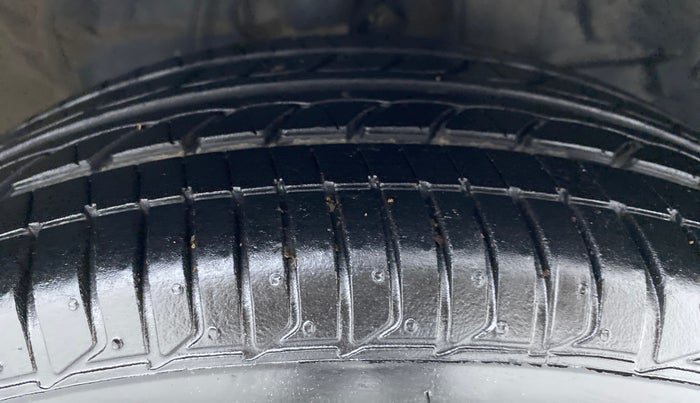 2015 Honda City VX CVT PETROL, Petrol, Automatic, 94,529 km, Right Front Tyre Tread