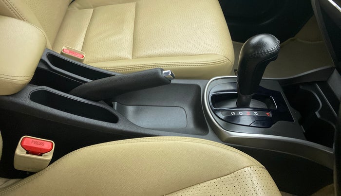 2015 Honda City VX CVT PETROL, Petrol, Automatic, 94,529 km, Gear Lever