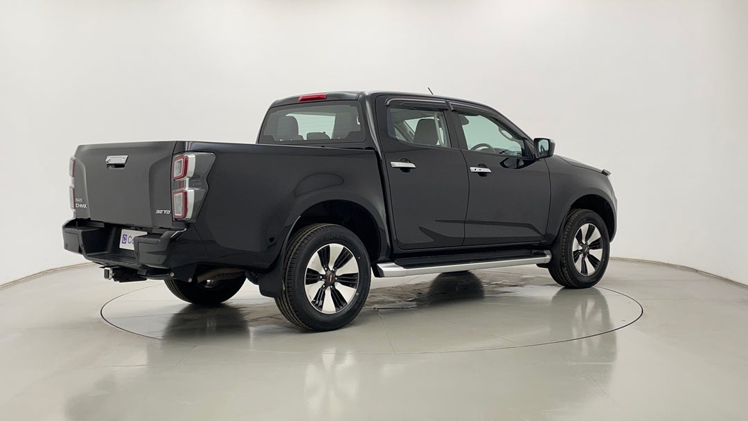 Right Back Diagonal (45- Degree) View